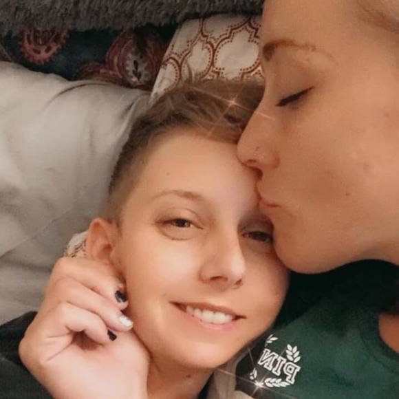 Meet your Posher, Melissa - Picture 1 of 1